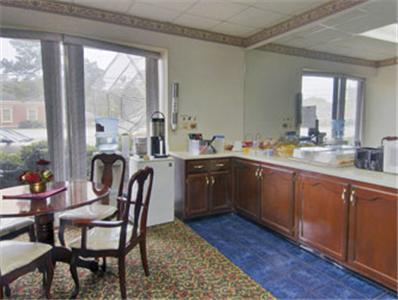 Sunrise Inn Рим Ресторан фото